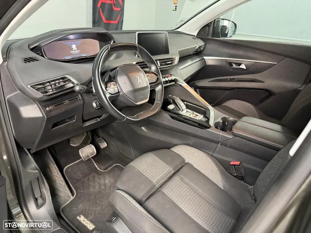 Peugeot 3008 1.2 PureTech Allure EAT8 - 12