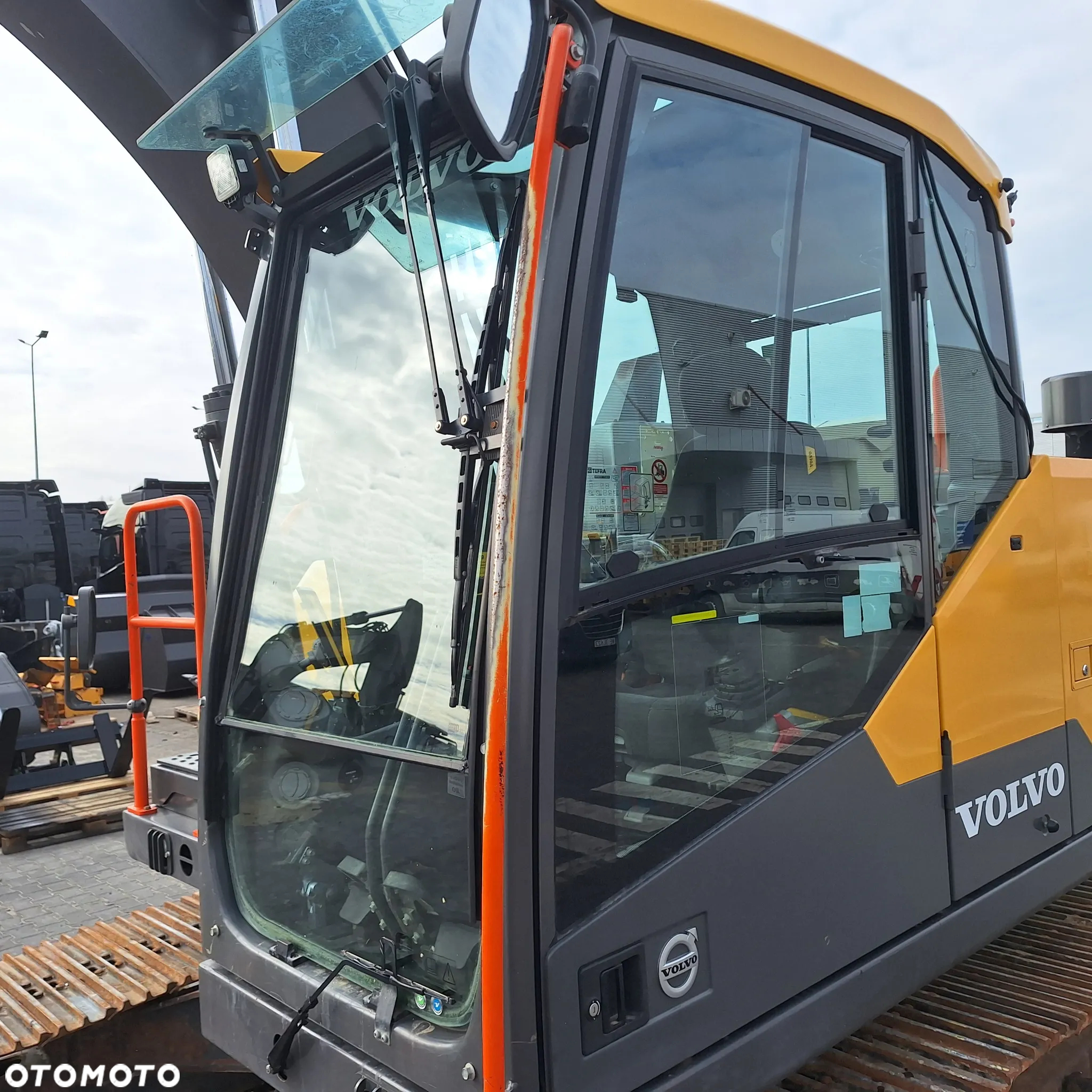 Volvo EC140EL - 9