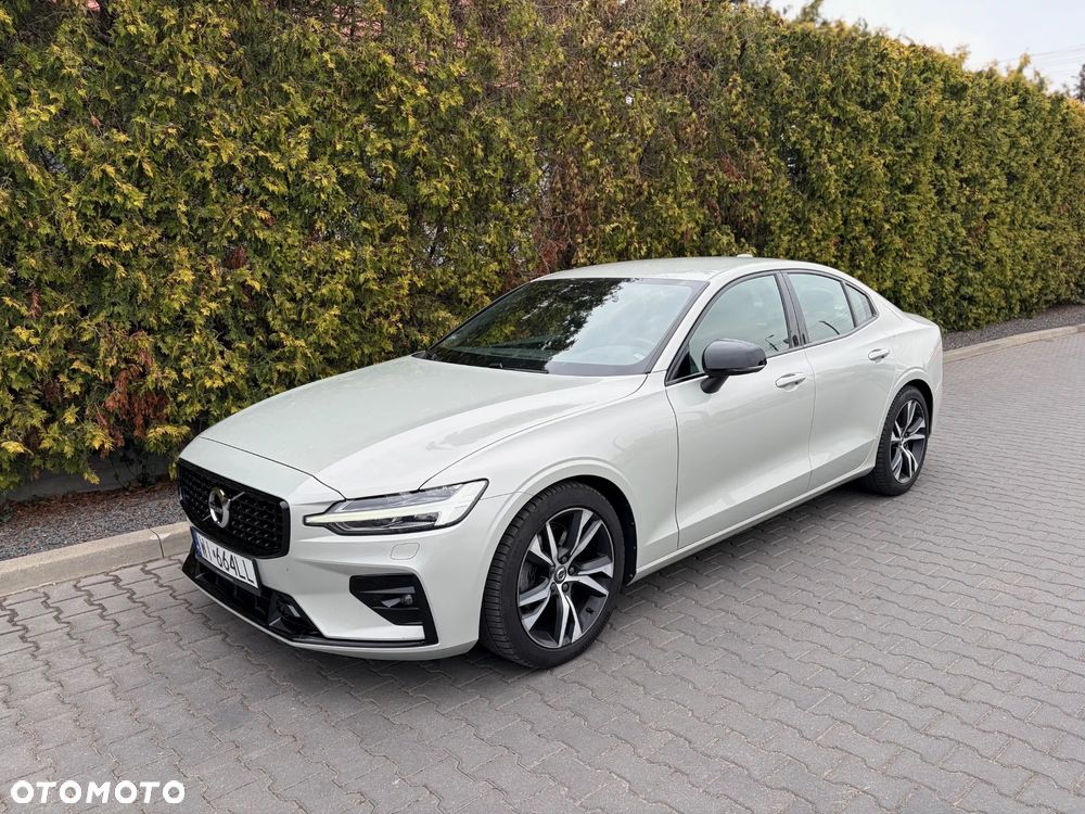 Volvo S60 B4 B R-Design - 1