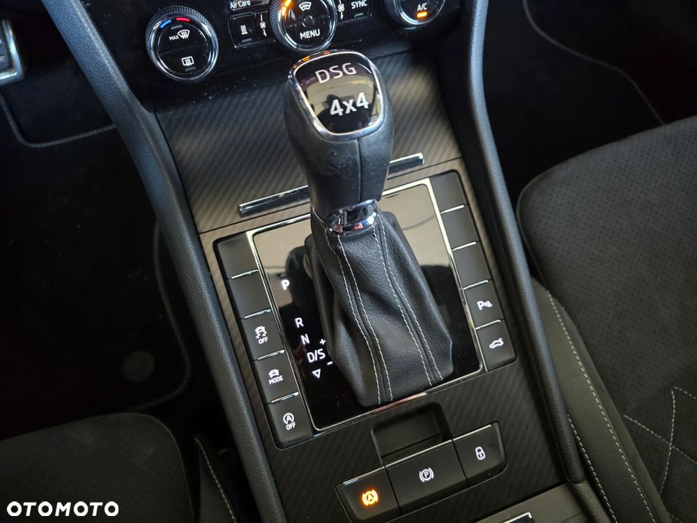 Skoda Superb 2.0 TDI SCR 4x4 Sportline DSG - 31