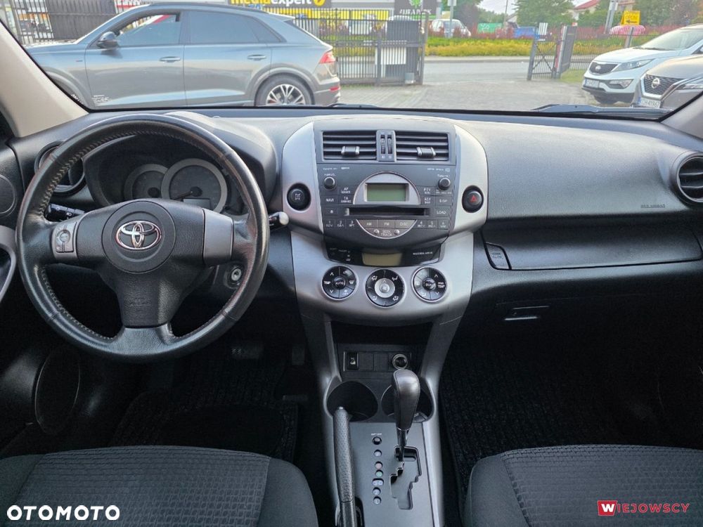 Toyota RAV4 2.0 4x4 Automatik - 19