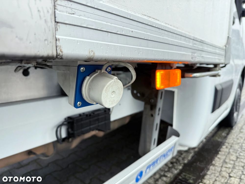 Renault Master  Master 145 DCI Kontener 3x Drzwi 230V Chłodnia/Mroźnia do -12, Salon PL, Jeden Właściciel - 5
