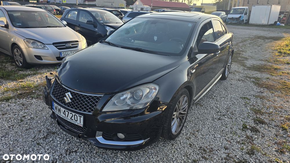 Suzuki Kizashi 2.4 Sport 4WD CVT - 3
