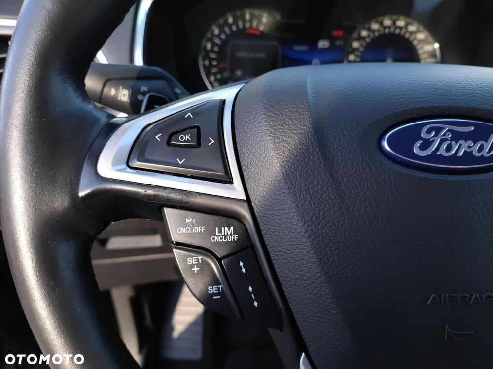 Ford S-Max 2.0 TDCi Titanium PowerShift - 13