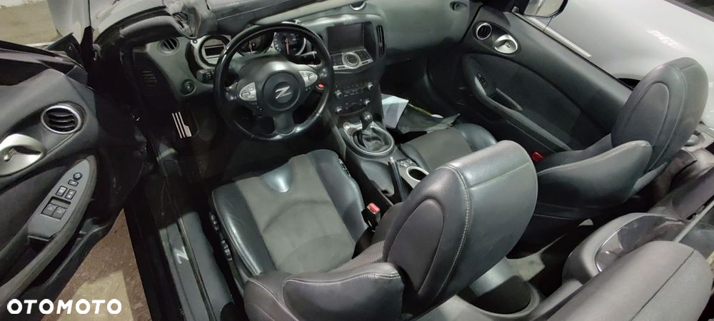 Nissan 370 Z 3.7 V6 Pack1 - 16