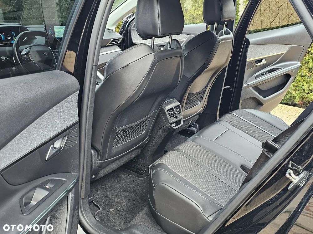 Peugeot 3008 225 e-EAT8 Allure Pack - 21