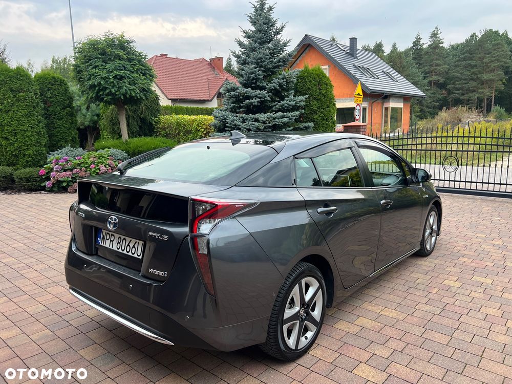 Toyota Prius 1.8 Hybrid Executive - 5