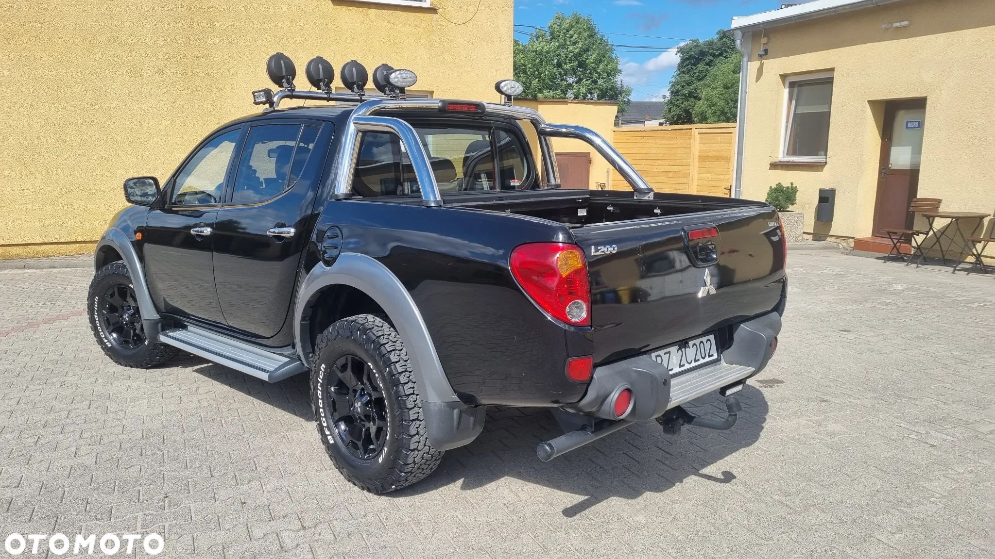 ROLBAR z LED do Mitsubishi L200 IV (06-10) orurowanie paki - 1