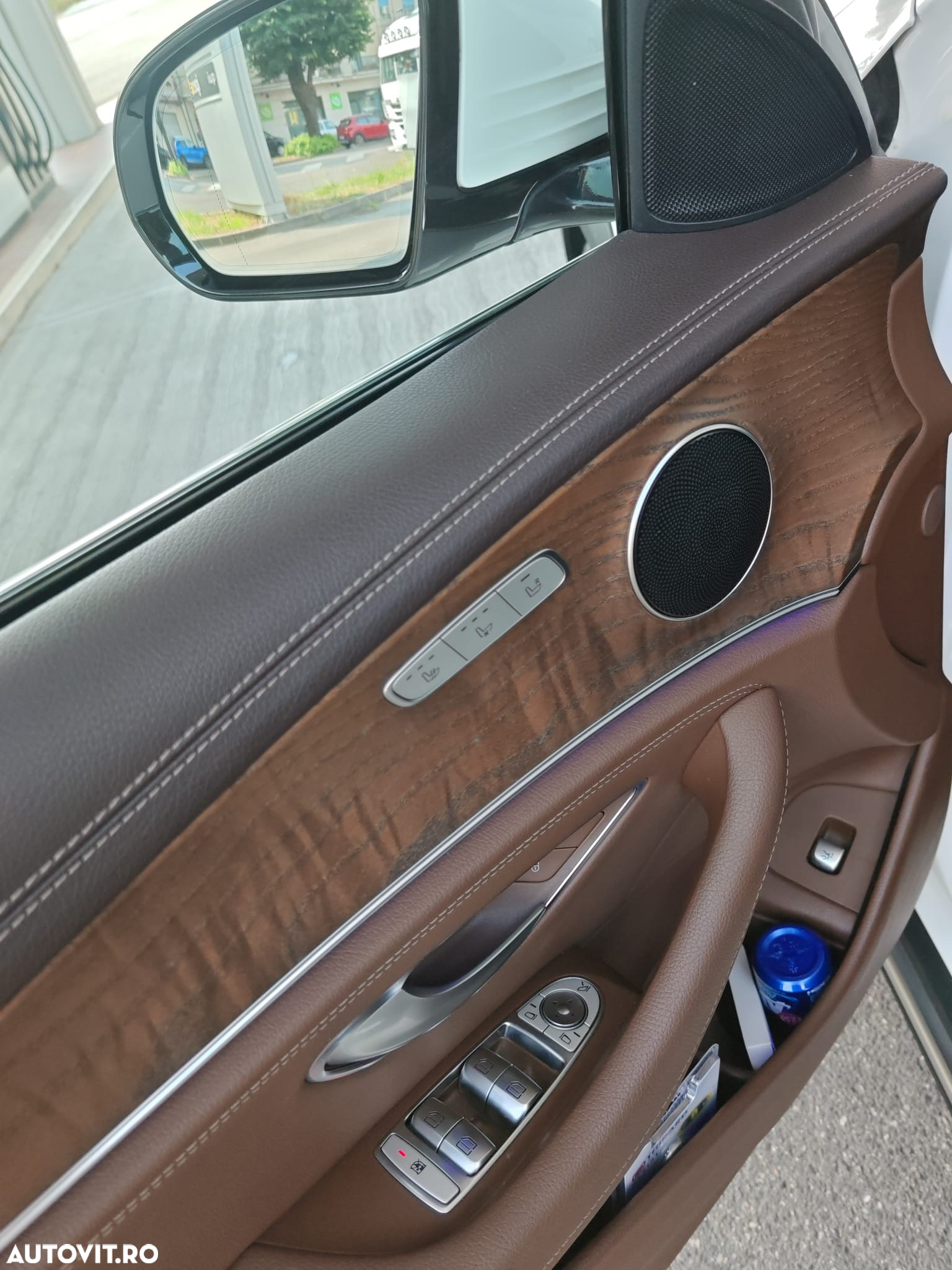 Mercedes-Benz E - 18