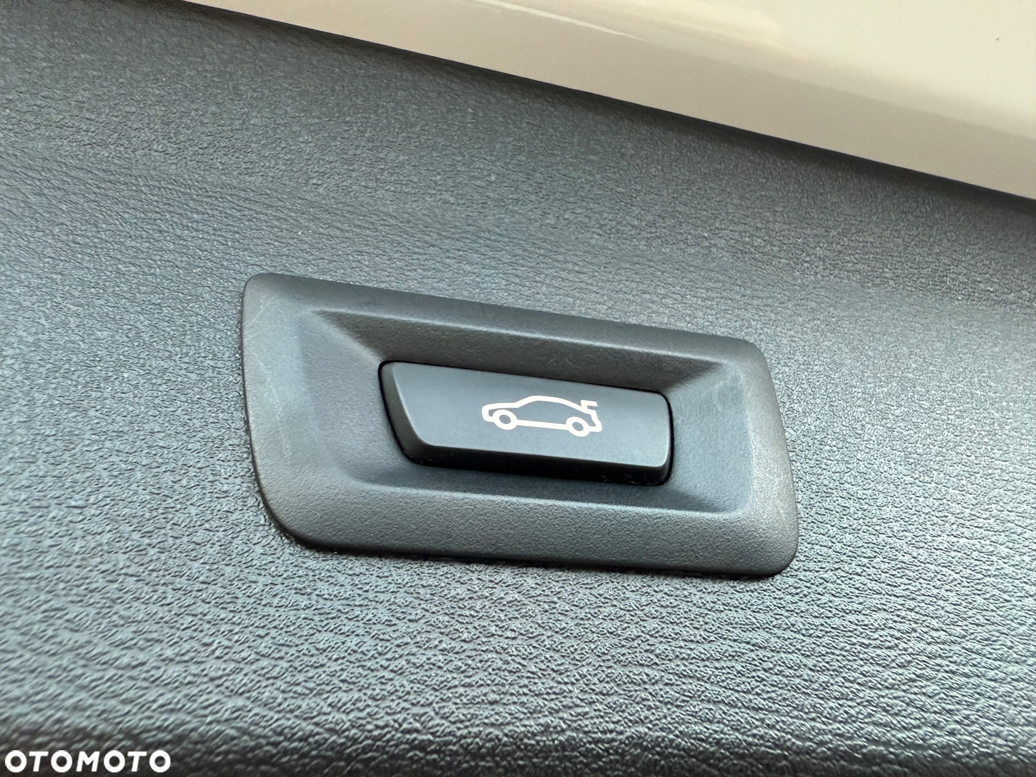 BMW X1 sDrive18d - 16