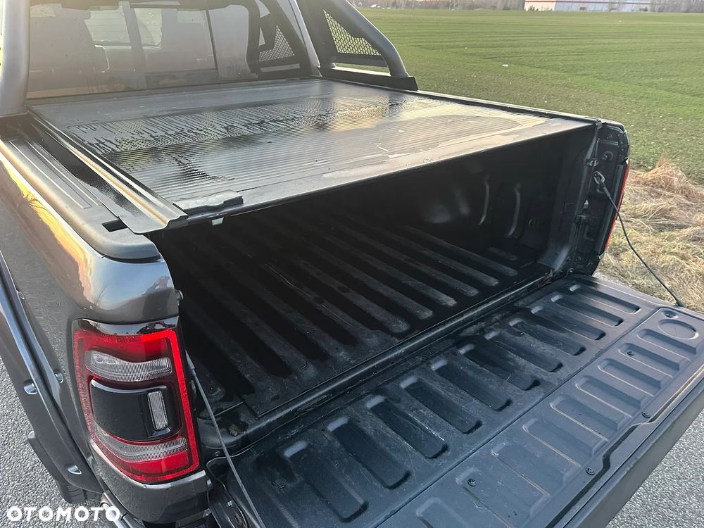 RAM 1500 5.7 Crew Cab Shortbed Laramie Sport - 19