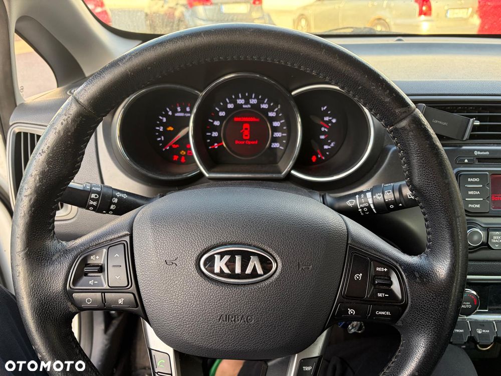 Kia Rio - 6