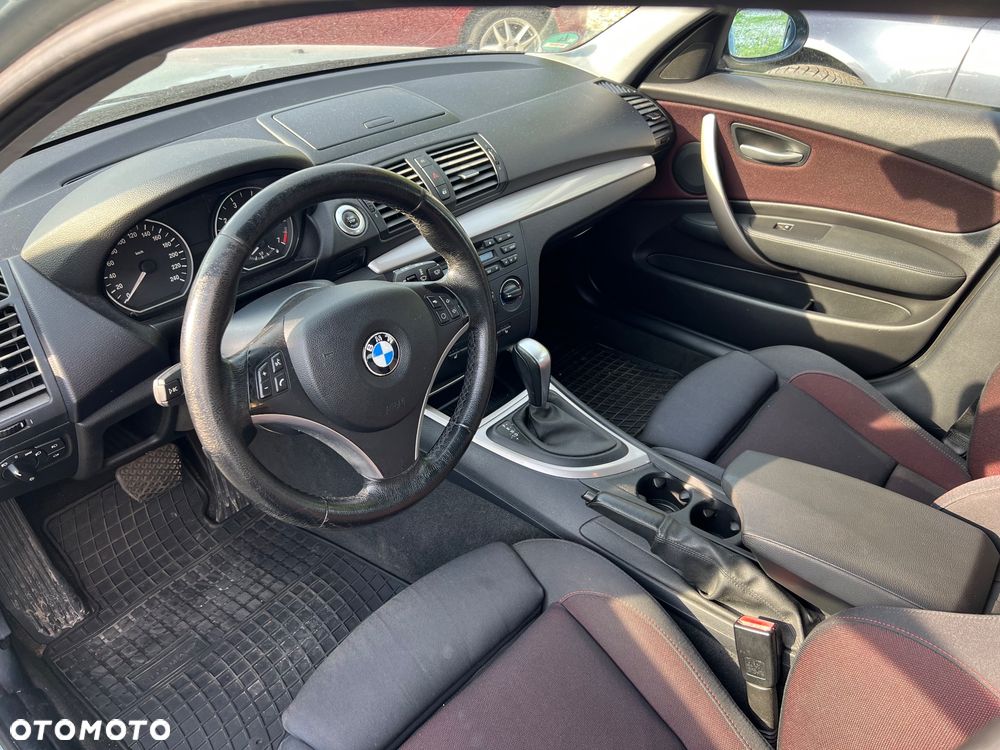BMW Seria 1 118i - 3