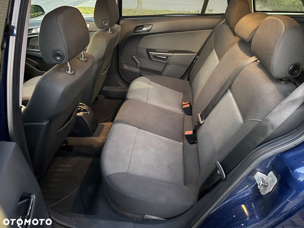 Opel Astra 1.7 CDTI Enjoy - 10