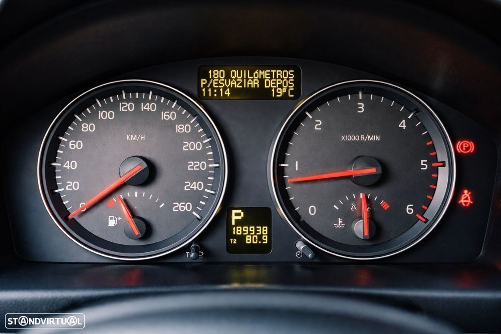 Volvo C70 2.4 D5 Summum Geartronic - 7