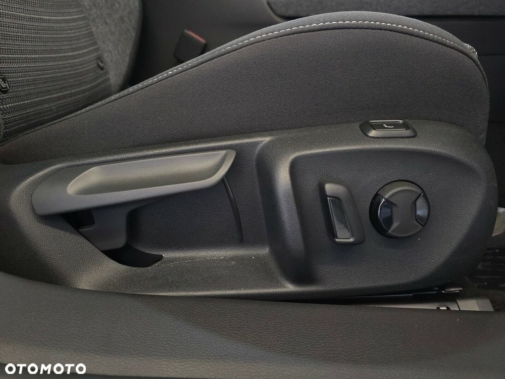 Skoda Superb 2.0 TDI SCR 4x4 Selection DSG - 14