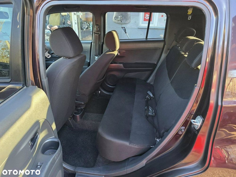 Daihatsu Materia 1.5 black edition - 18