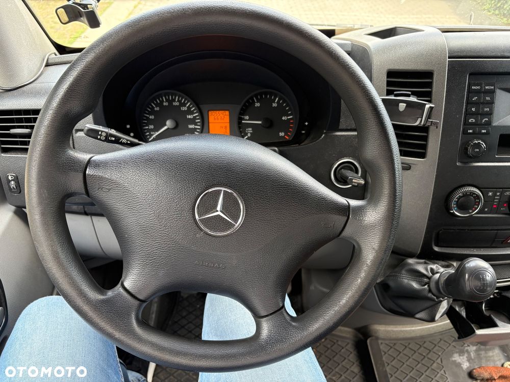 Mercedes-Benz Sprinter - 7