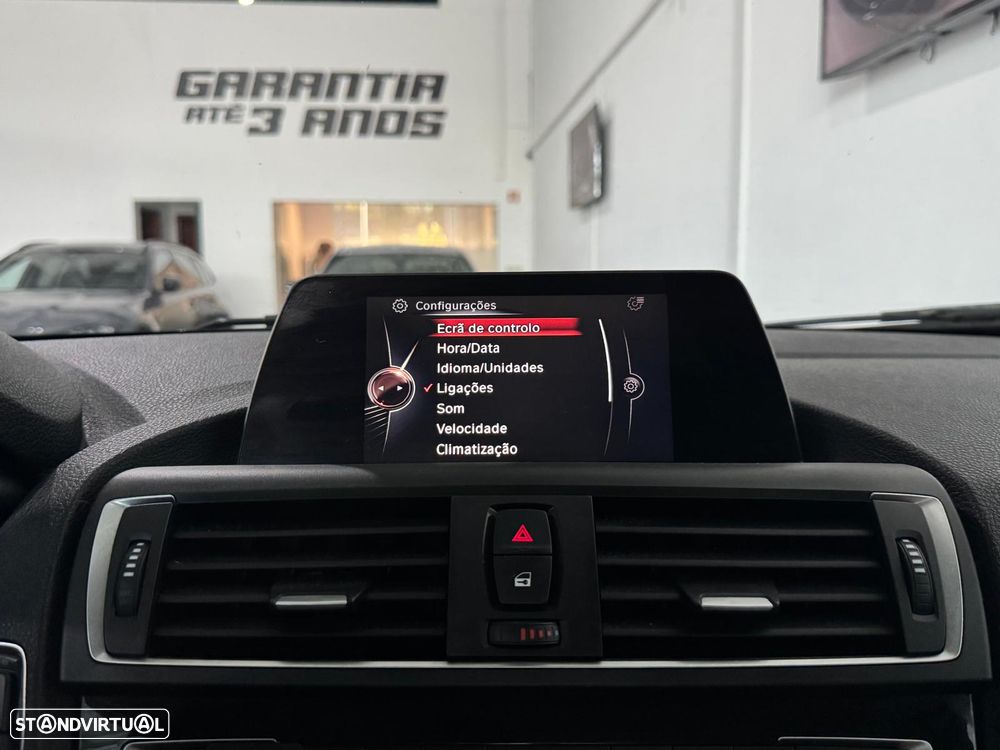 BMW 116 d Pack M - 32