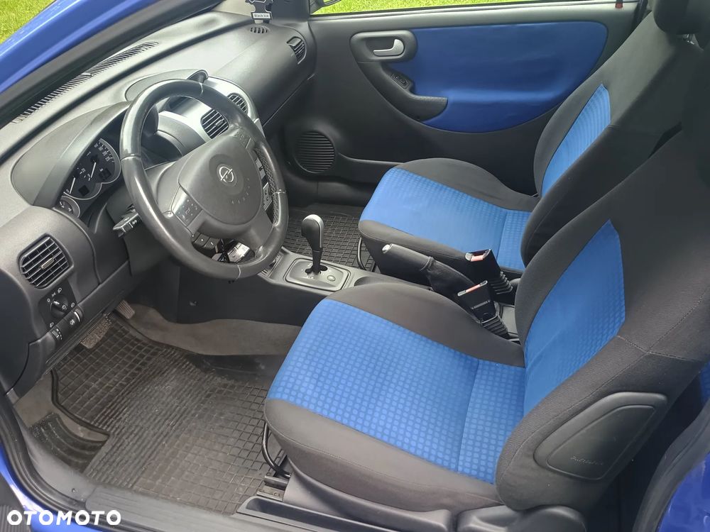 Opel Corsa 1.0 12V Cosmo Easytronic - 11