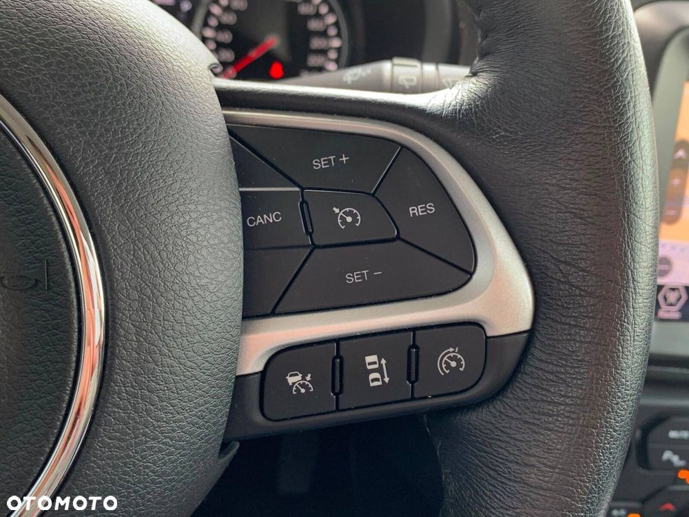 Jeep Renegade 1.5 T4 mHEV Limited FWD S&S DCT - 21