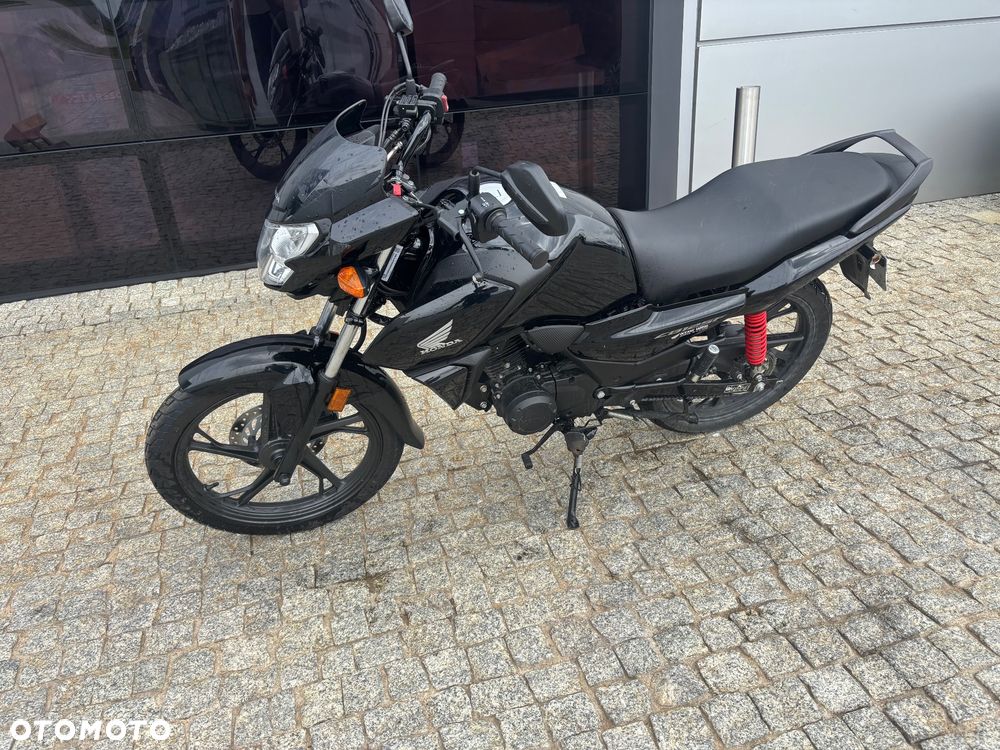 Honda CBF - 3