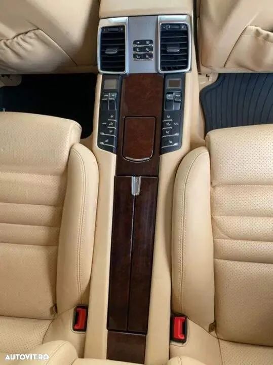 Porsche Panamera Turbo PDK - 25