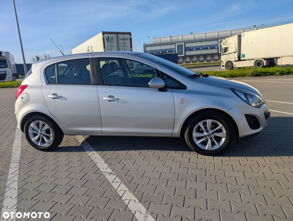Opel Corsa 1.2 16V Energy - 1
