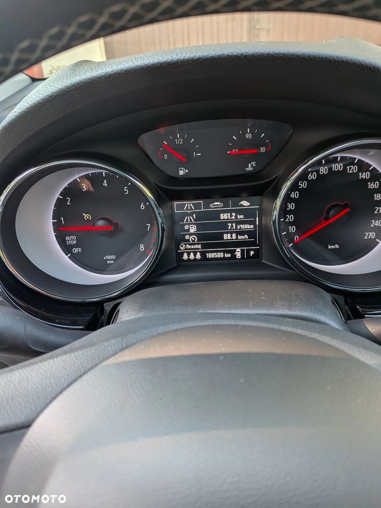 Opel Astra 1.4 T Dynamic S&S - 16