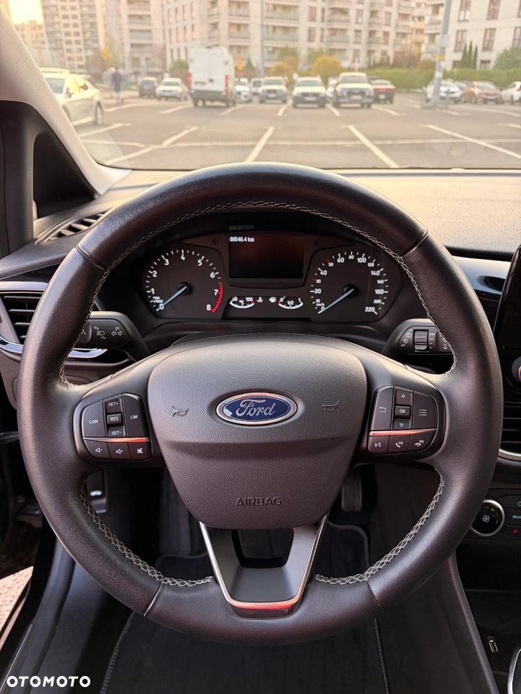 Ford Fiesta 1.0 EcoBoost Titanium - 11