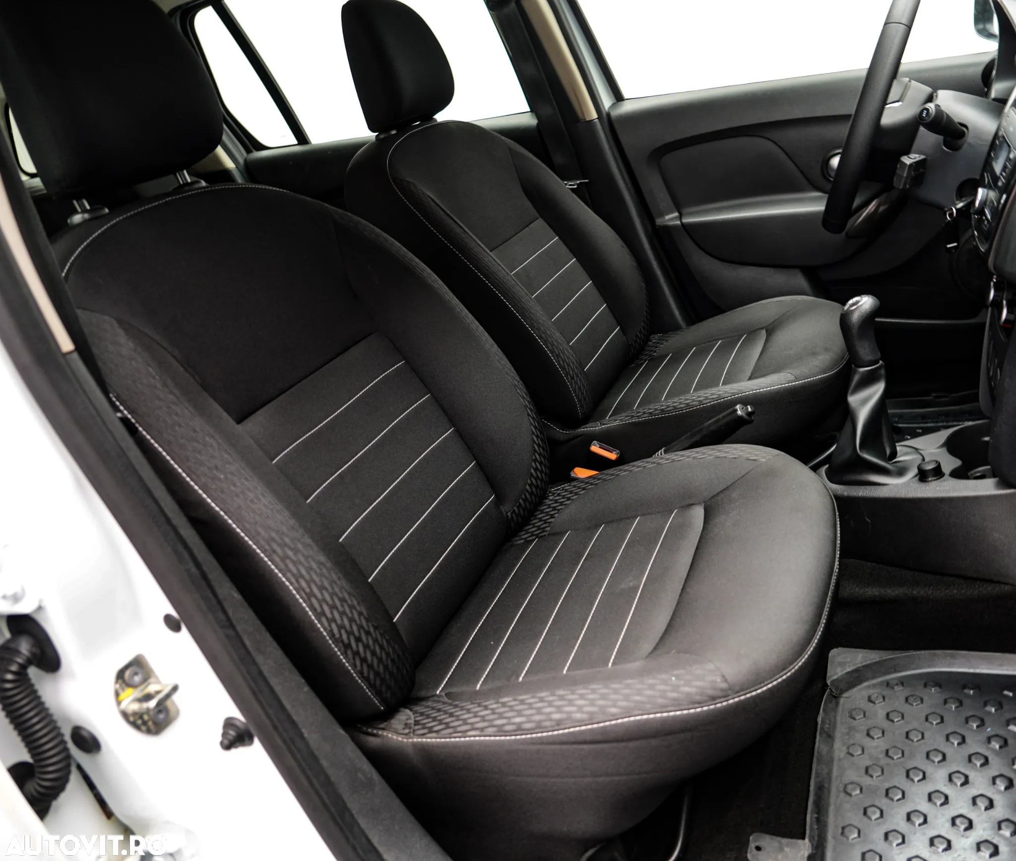 Dacia Logan MCV 1.5 dCi Laureate - 14
