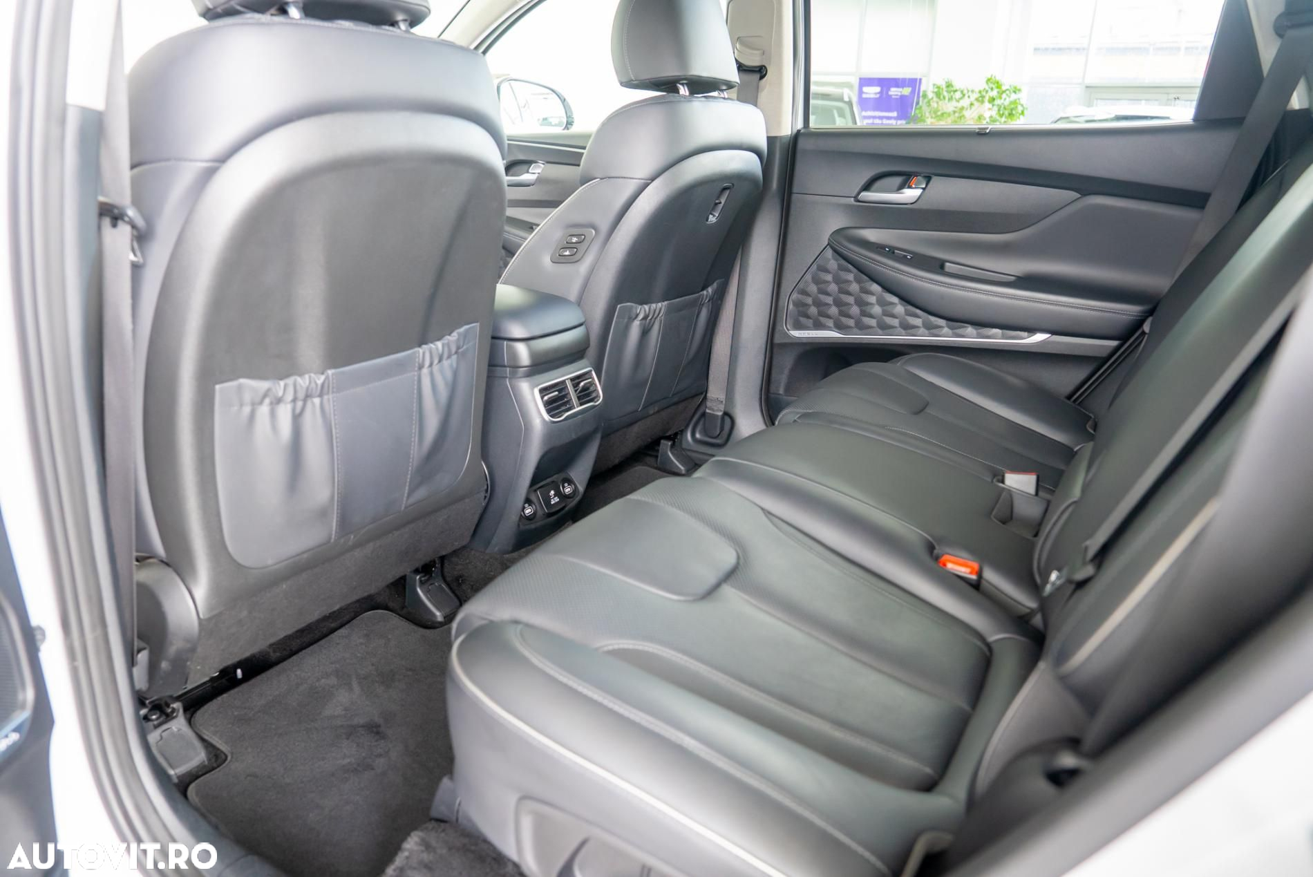 Hyundai Santa Fe Hybrid 1.6 l 230 CP 4WD 6AT Luxury - 20