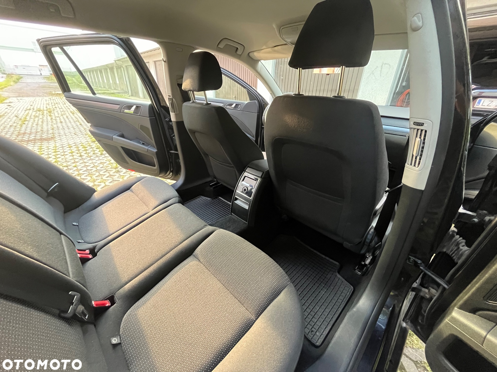 Skoda Superb 2.0 TDI Comfort - 9