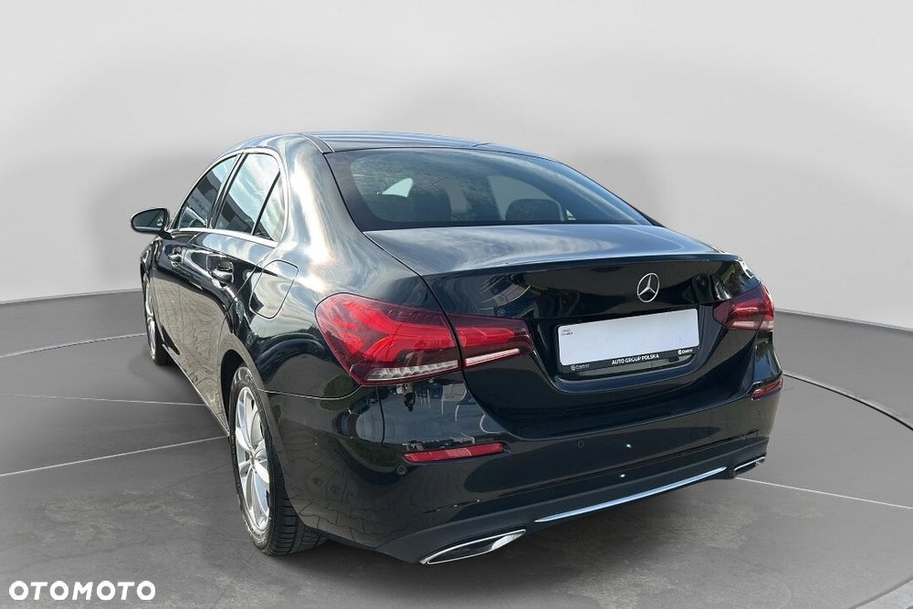 Mercedes-Benz Klasa A 220 d 4-Matic 8G-DCT - 2