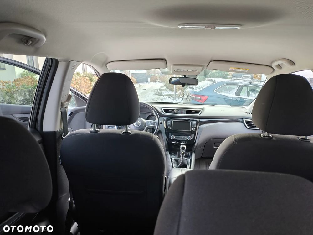 Nissan Qashqai 1.3 DIG-T N-Connecta EU6d - 15