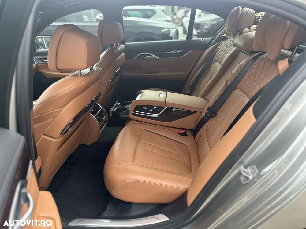 BMW Seria 7 745e AT PHEV - 10