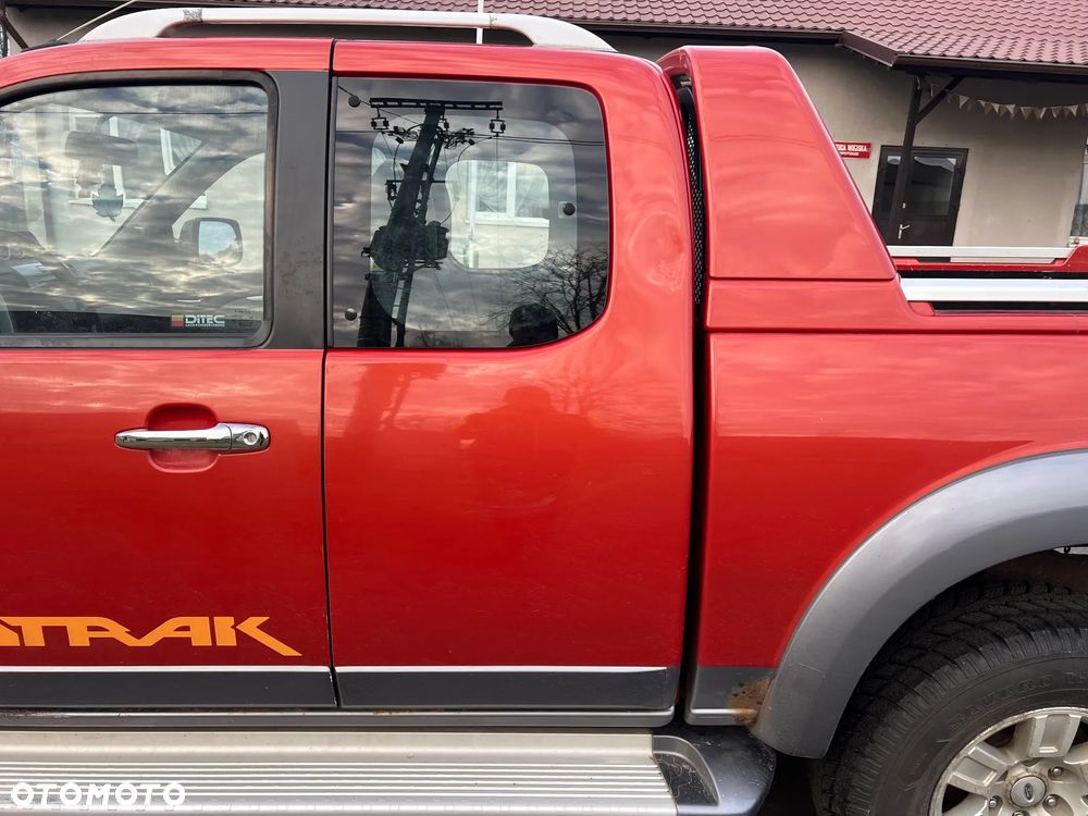 Ford Ranger 2.5 TDCi DC XLT - 24