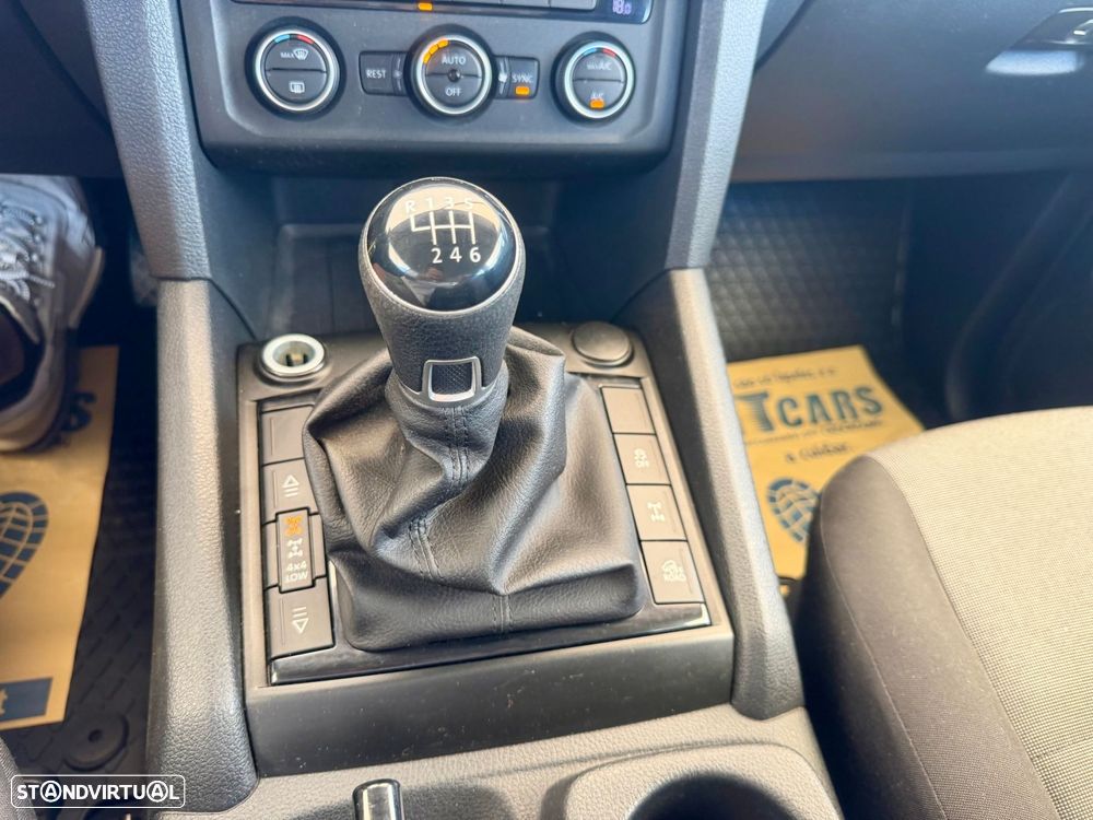 VW Amarok 3.0 TDI Comfortline - 19