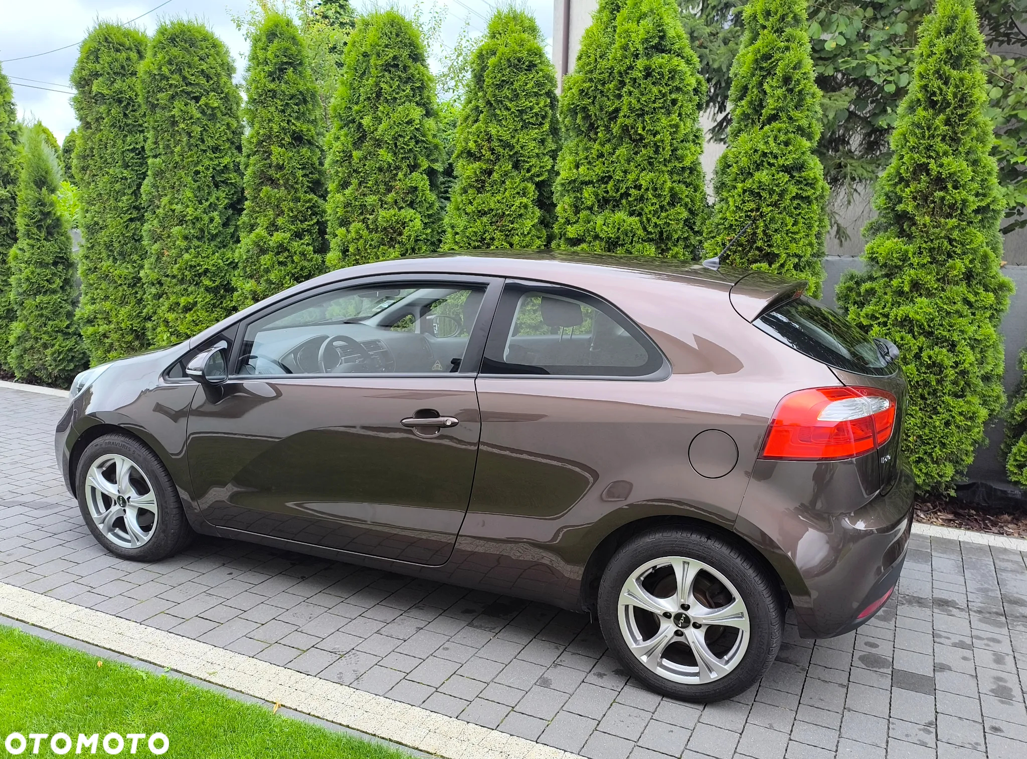Kia Rio 1.2 Dream-Team Edition - 4