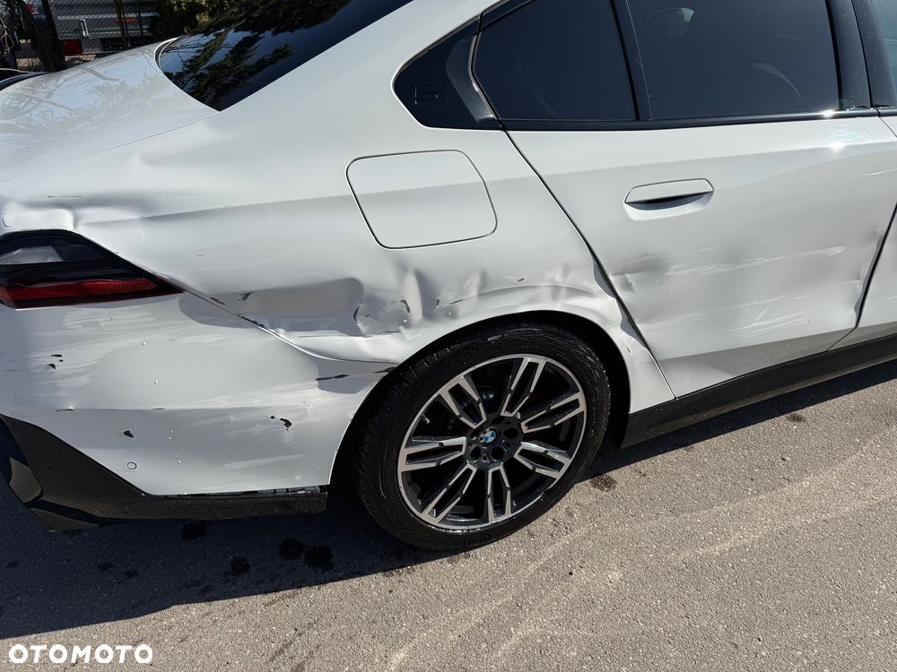 BMW Seria 5 - 36