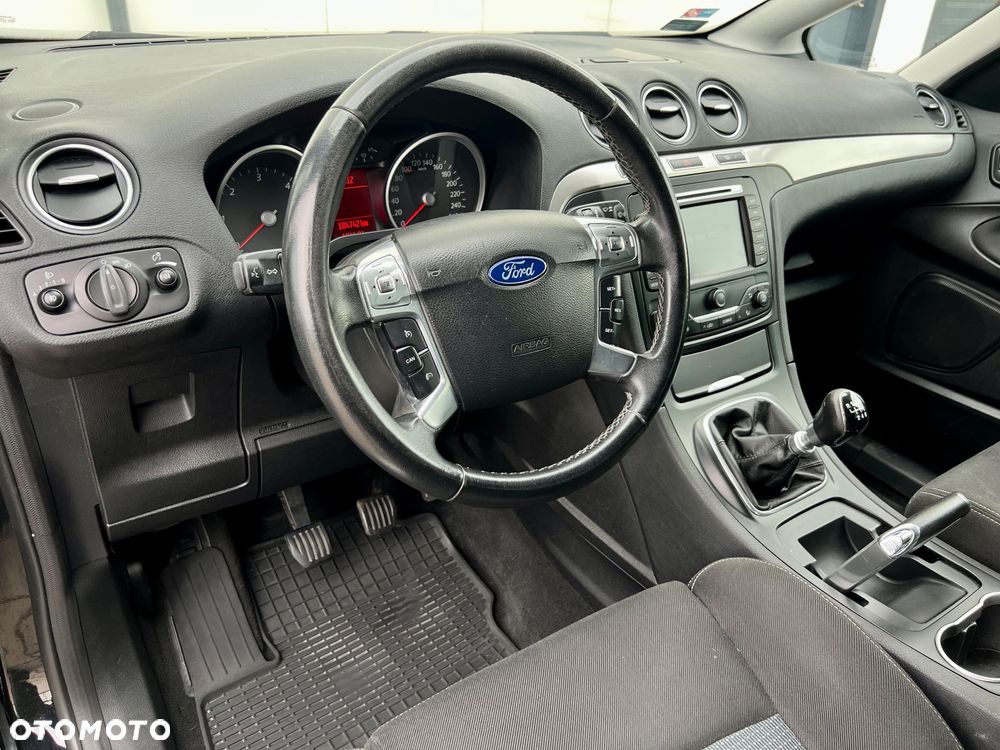 Ford S-Max - 6
