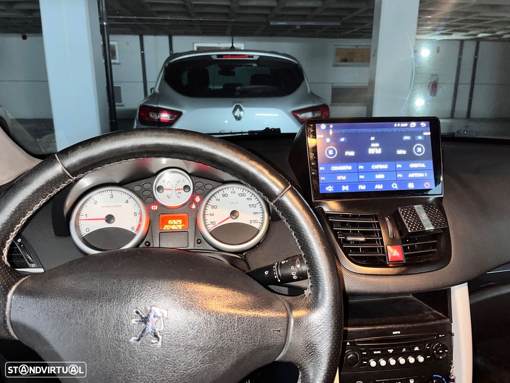 Peugeot 207 1.4 HDi Urban - 7