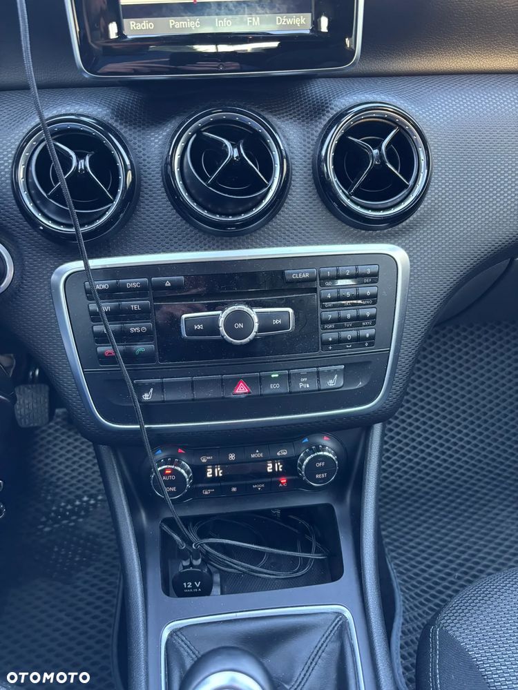 Mercedes-Benz Klasa A 180 (BlueEFFICIENCY) - 13