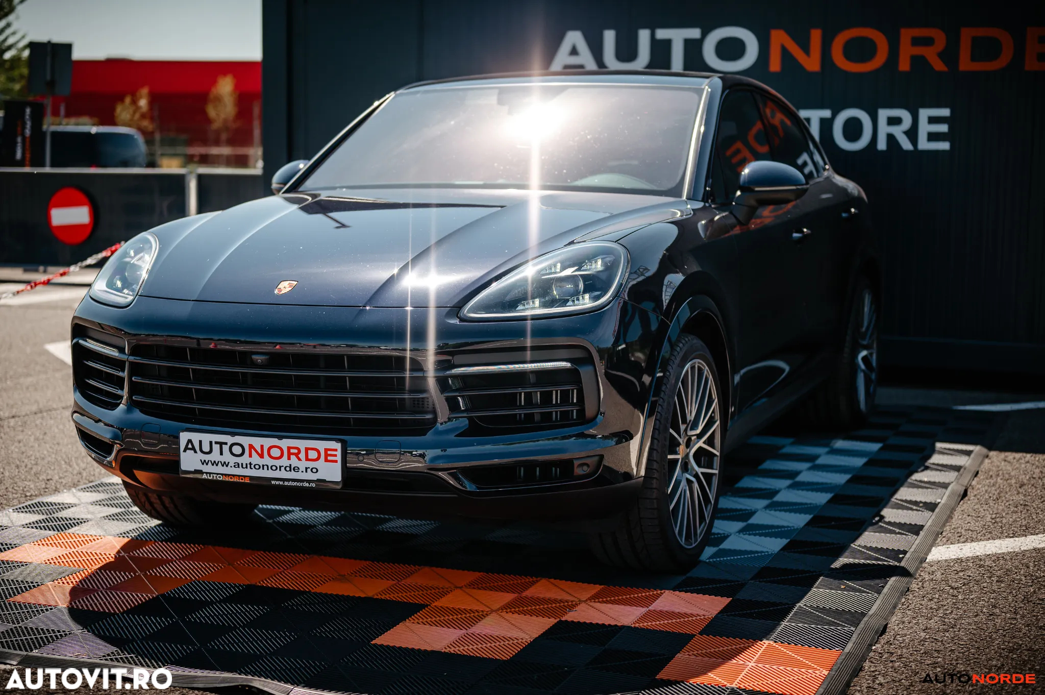 Porsche Cayenne Coupe S - 6