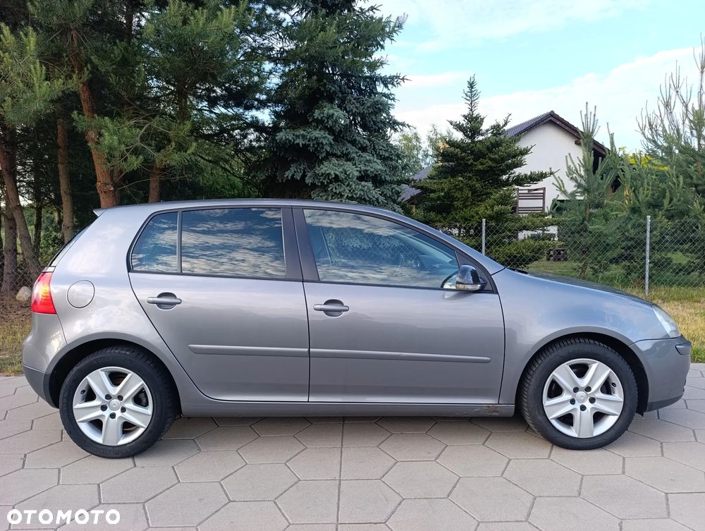 Volkswagen Golf 1.6 Tour - 1