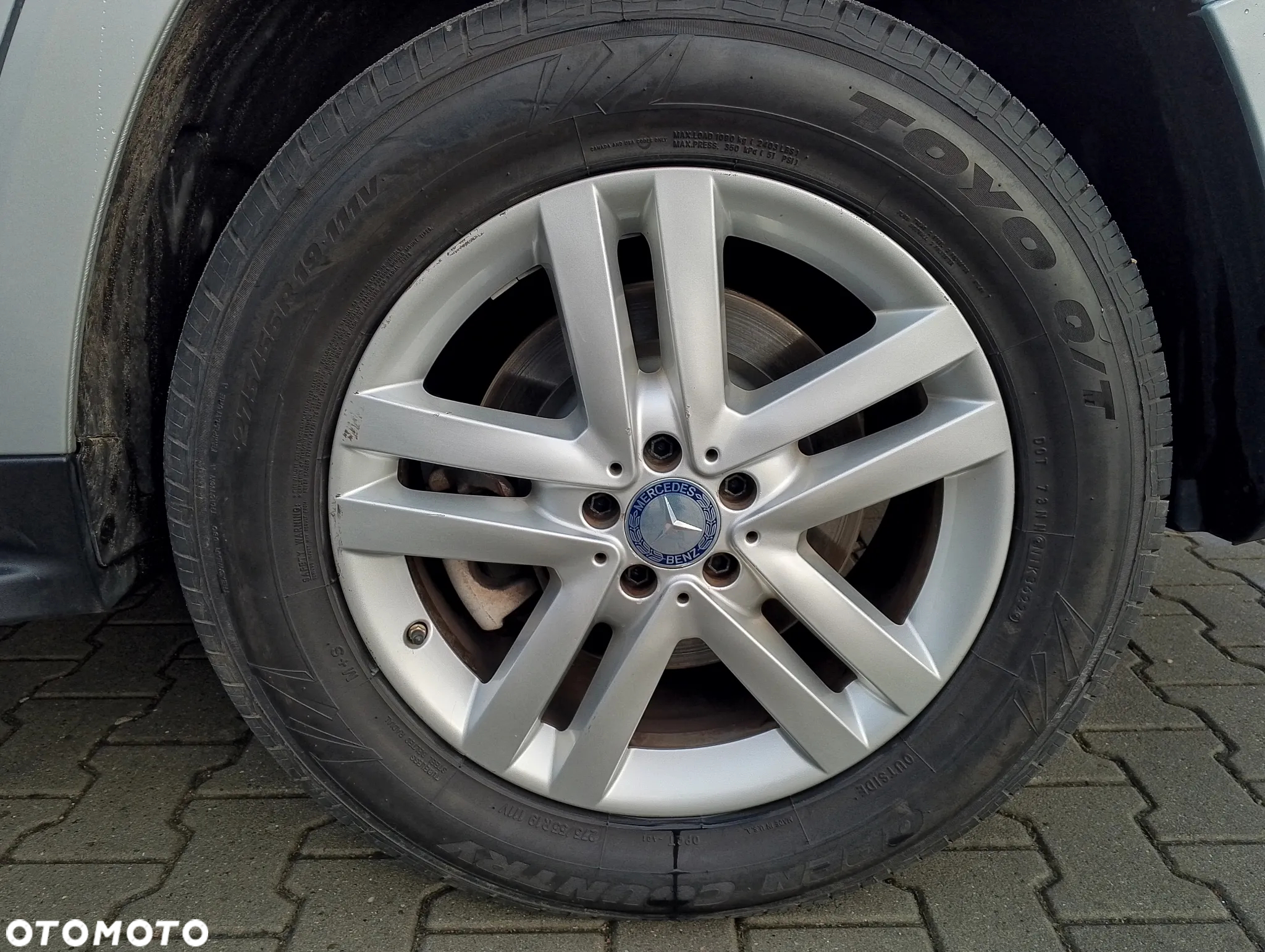 Mercedes-Benz GL 400 4Matic 7G-TRONIC - 26