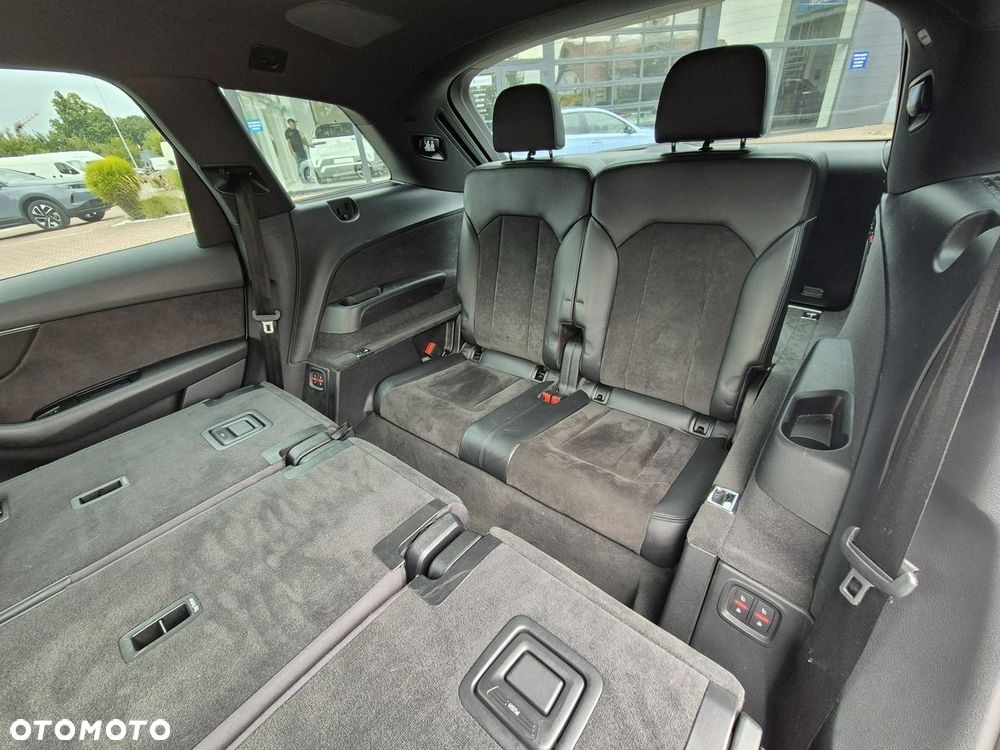 Audi Q7 3.0 TDI ultra Quattro Tiptronic - 32
