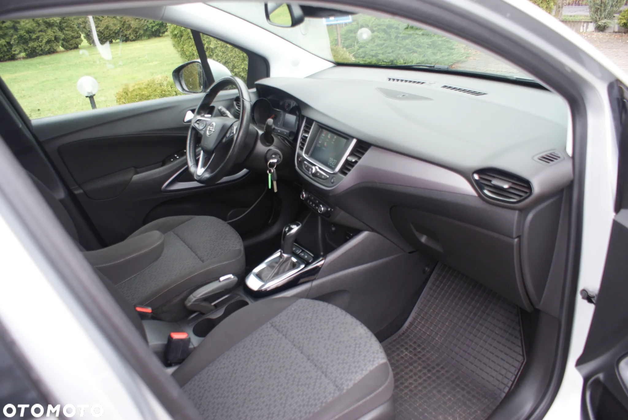 Opel Crossland X - 18