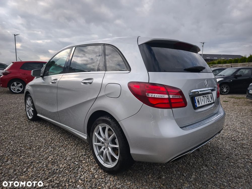 Mercedes-Benz Klasa B 180 7G-DCT - 4