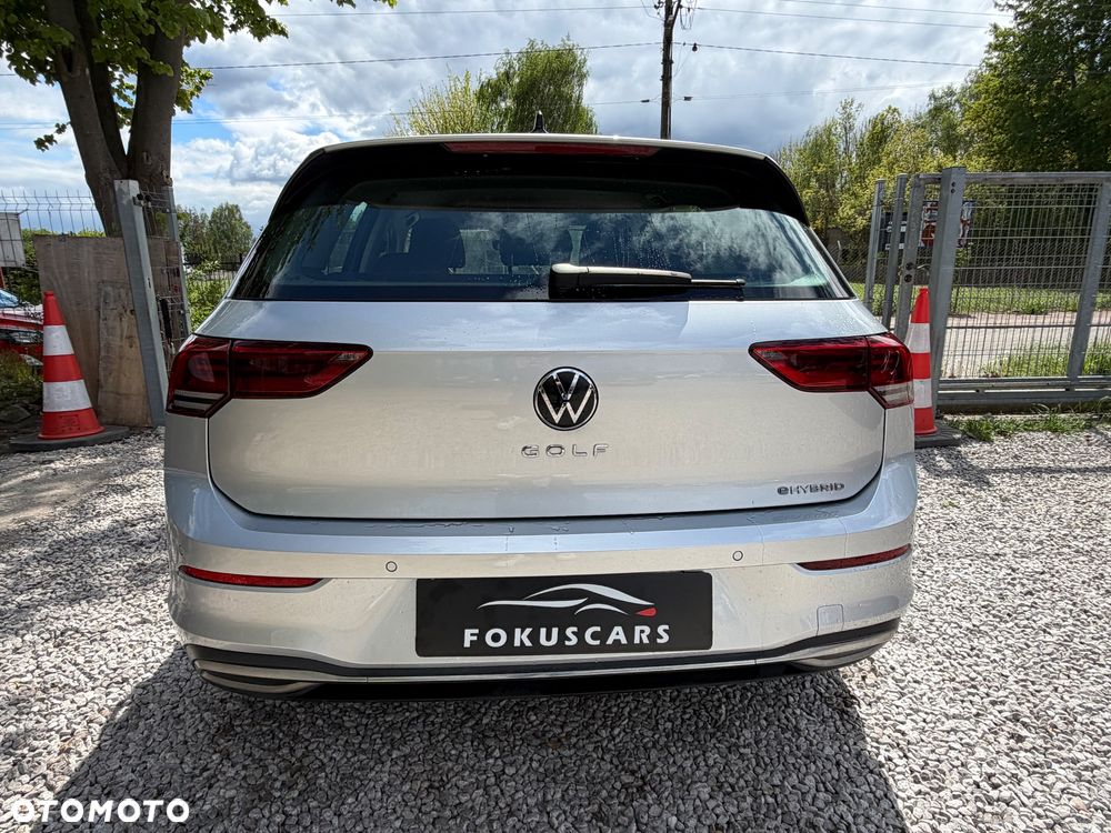 Volkswagen Golf - 13